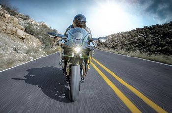 Kawasaki Ninja H2 2015 - Bild 15 Kawasaki Ninja H2 2015 - Bild 15
