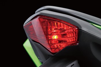 Kawasaki Ninja 250 SL 2015 - Bild 8