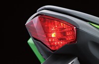 Kawasaki Z250SL 2015 - Bild 6