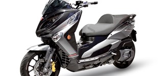 Aeon Elite 400i ABS 2015 vs Honda SW-T 400 2014
