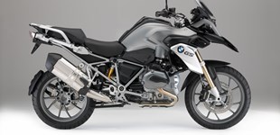 KTM 1090 Adventure R 2018 vs BMW R 1200 GS 2015