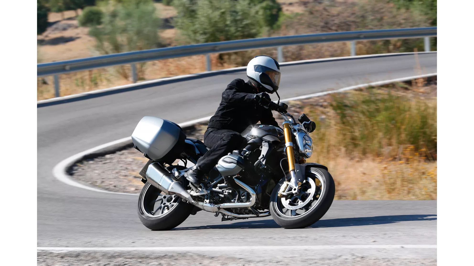 BMW R 1200 R - Image 8 BMW R 1200 R - Image 8