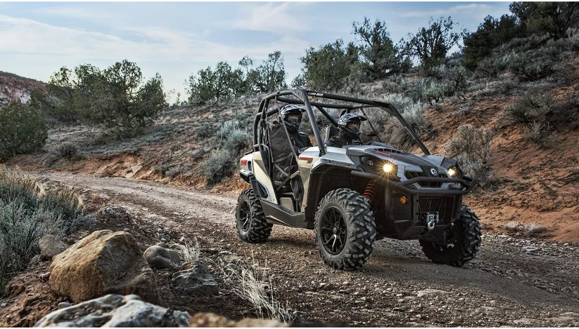 Can-Am COMMANDER 1000 2015 Can-Am COMMANDER 1000 2015