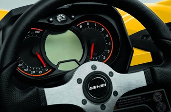 Can-Am COMMANDER 1000 2015 - Bild 10
