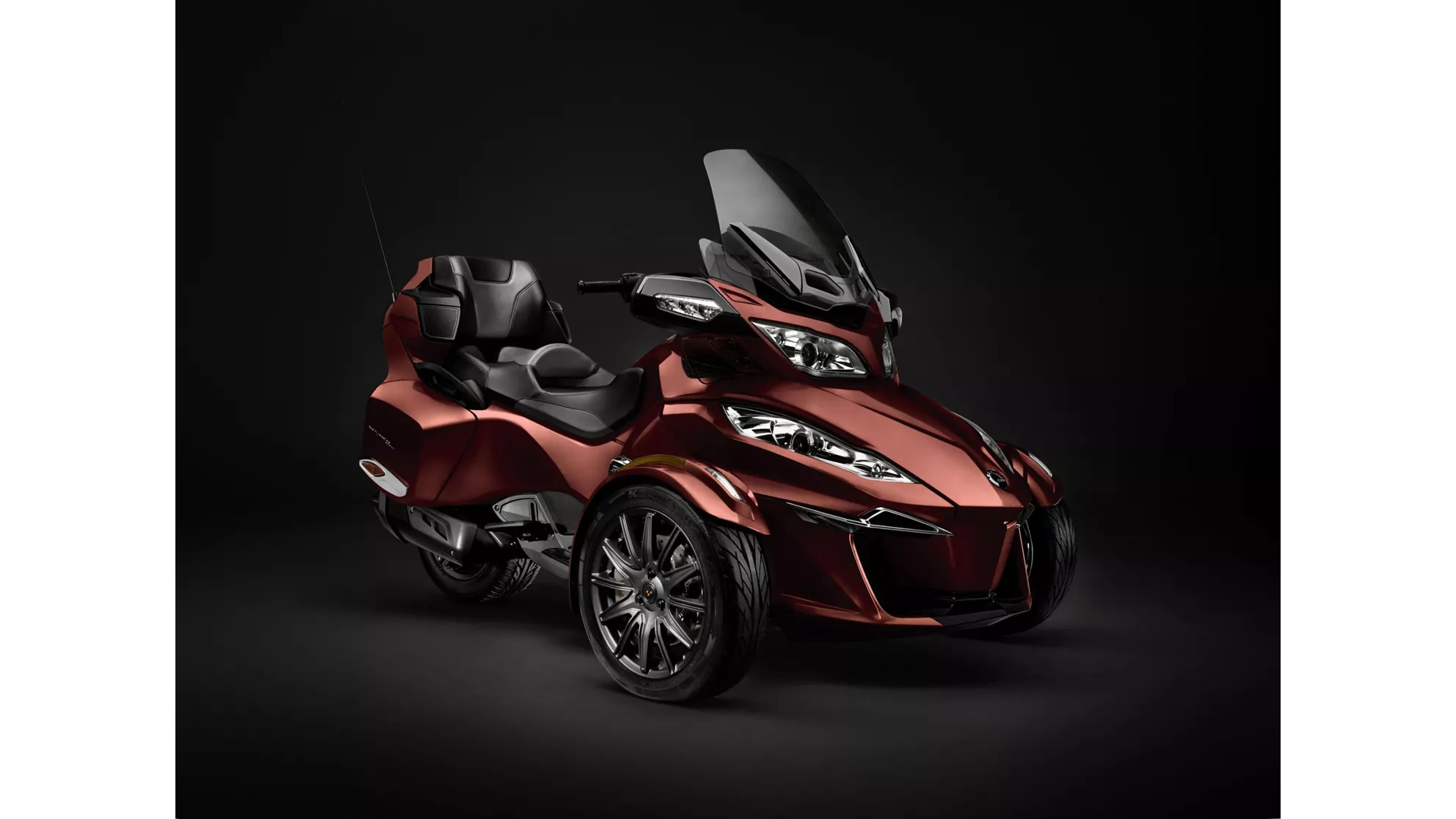 Can-Am Spyder RT-S - Image 8 Can-Am Spyder RT-S - Image 8