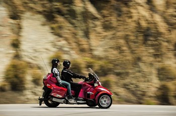 Can-Am Spyder RT 2015 - Bild 3