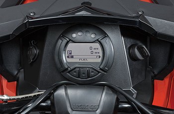 Arctic Cat XR 550i XT 2015 - Bild 2