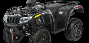 Arctic Cat 550i 2015 vs Can-Am Outlander 500 2011