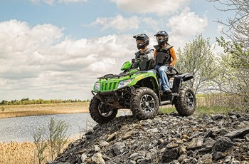 Arctic Cat TRV 700i XT 2015 - Bild 7