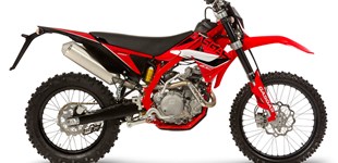 GASGAS EC 250 Cami 2015 vs KTM Freeride 250 R 2015
