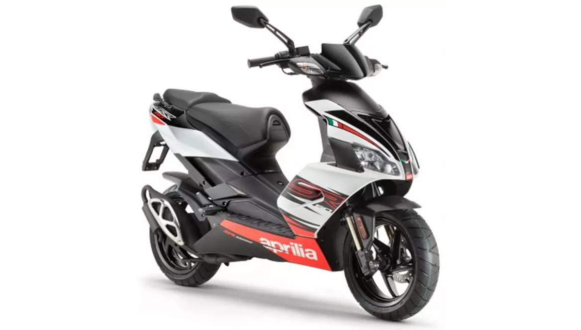 Aprilia SR 50 Factory i.e. 2015 Aprilia SR 50 Factory i.e. 2015