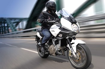 Aprilia Mana 850 GT 2015 - Bild 9