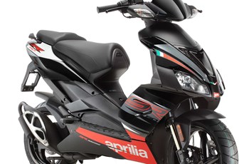 Aprilia SR 50 R 2015 - Bild 4
