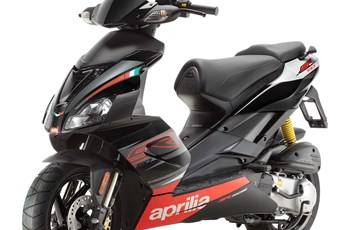 Aprilia SR 50 R 2015 - Bild 5