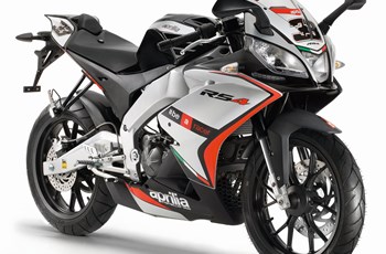 Aprilia RS4 125 2015 - Bild 2 Aprilia RS4 125 2015 - Bild 2