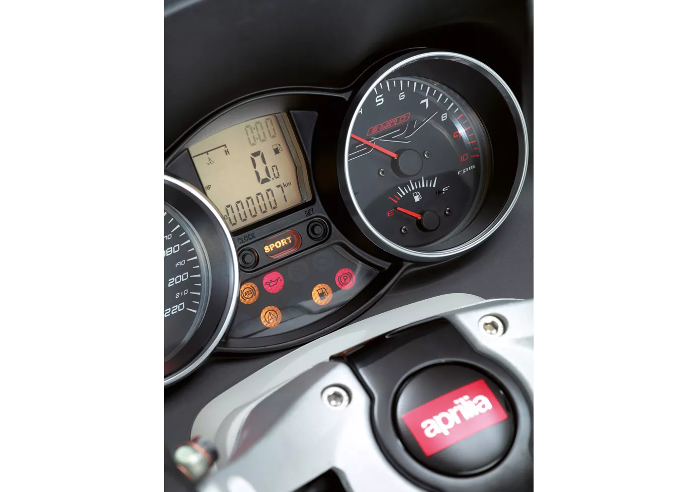 Aprilia SRV 850 i.e. ABS/ATC 2015 Aprilia SRV 850 i.e. ABS/ATC 2015