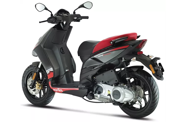 Aprilia SR 50 Motard 2015 Aprilia SR 50 Motard 2015