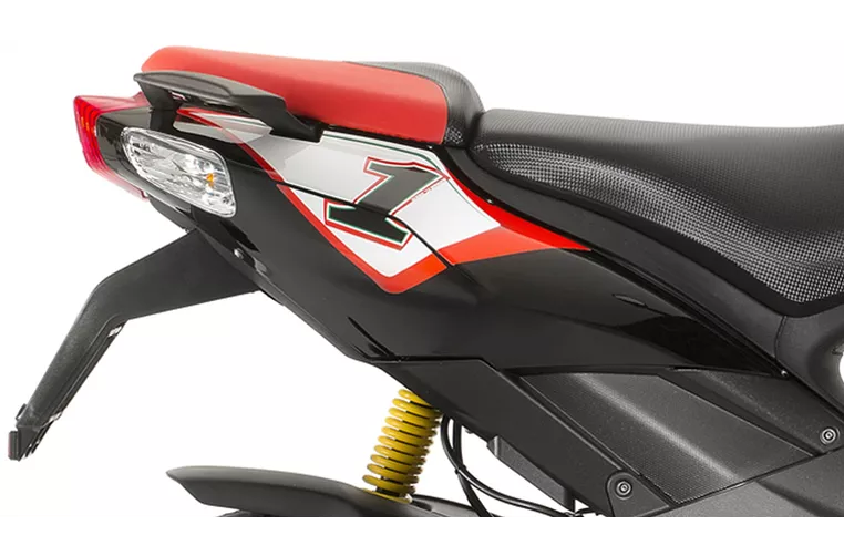 Aprilia SR 50 R Replica SBK 2015 Aprilia SR 50 R Replica SBK 2015