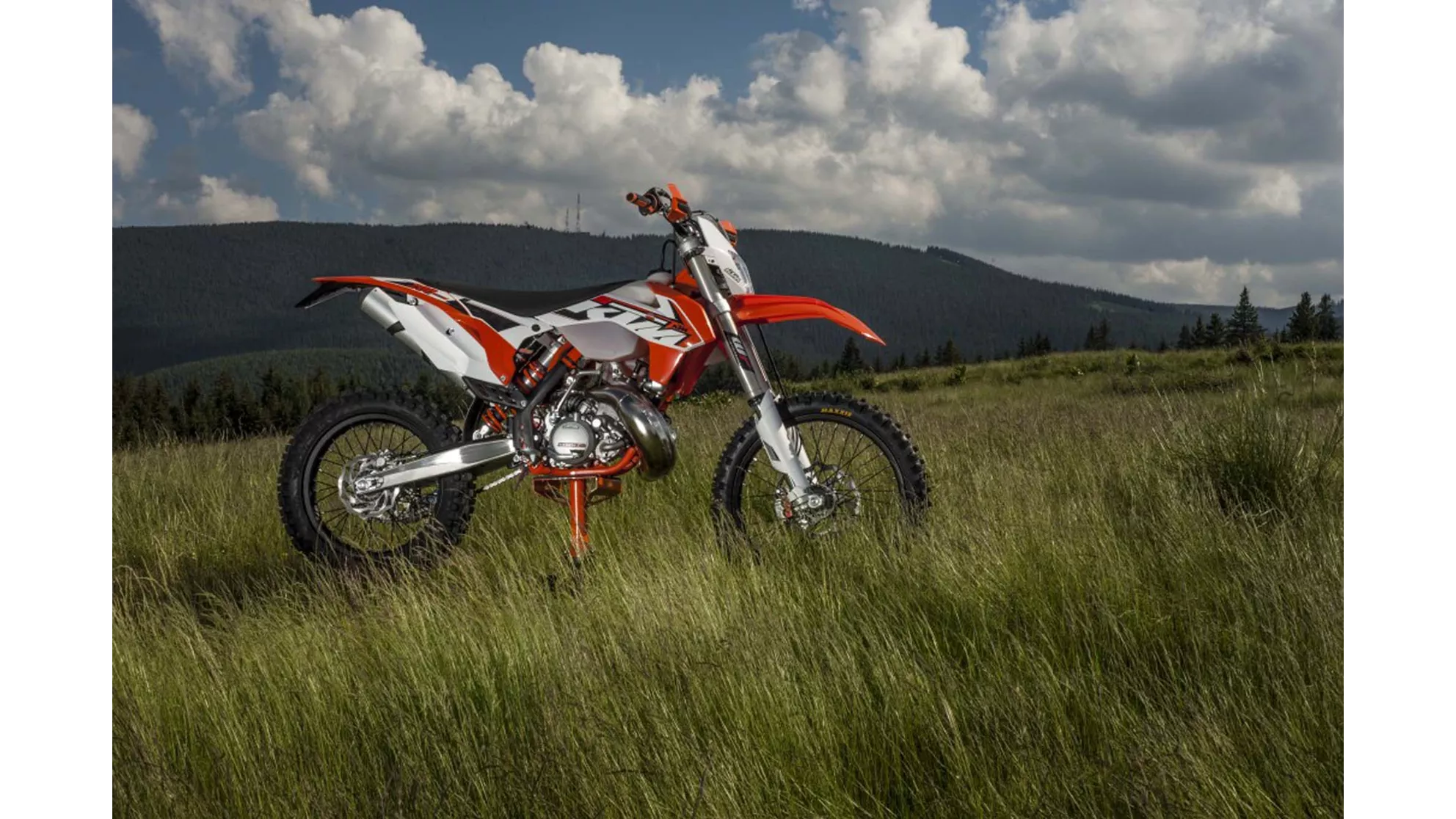 KTM 200 EXC - Image 1