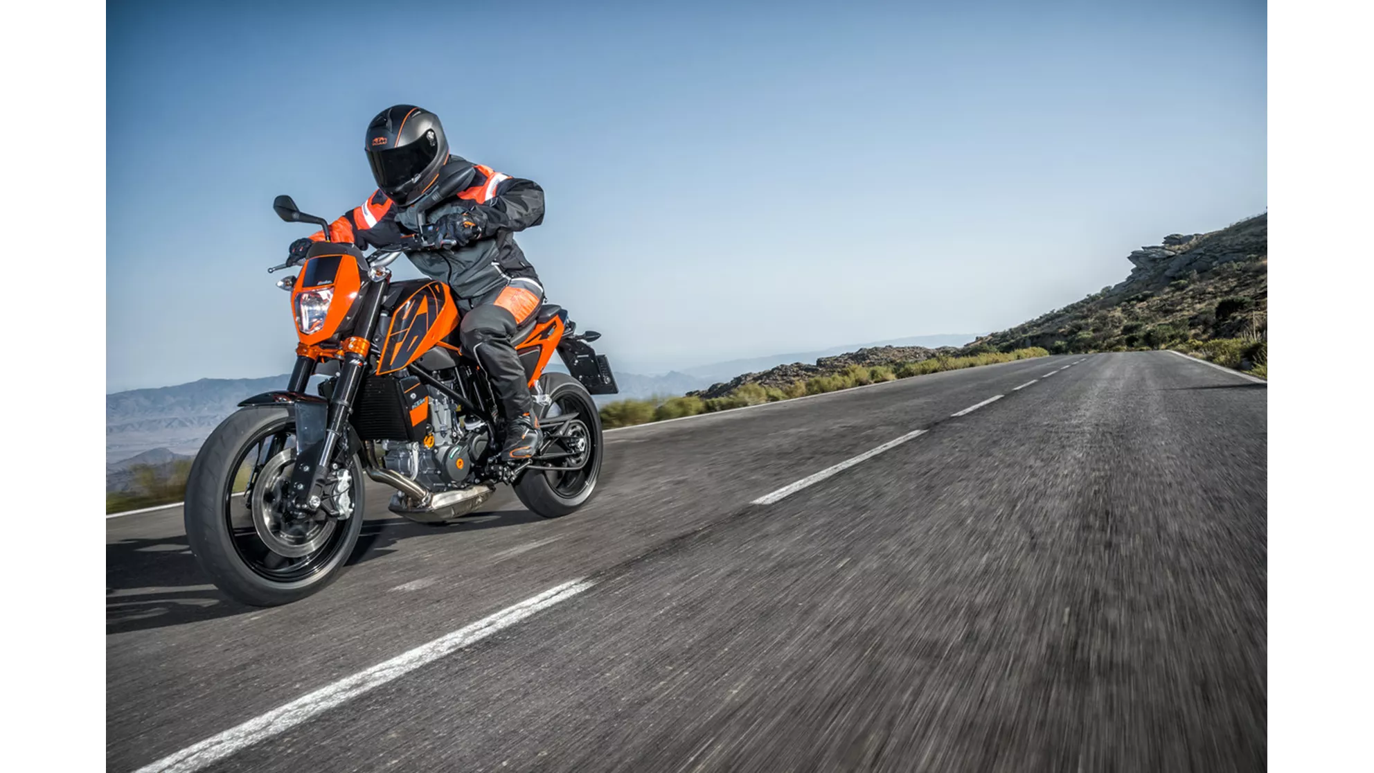 KTM 690 Duke - Image 9 KTM 690 Duke - Image 9