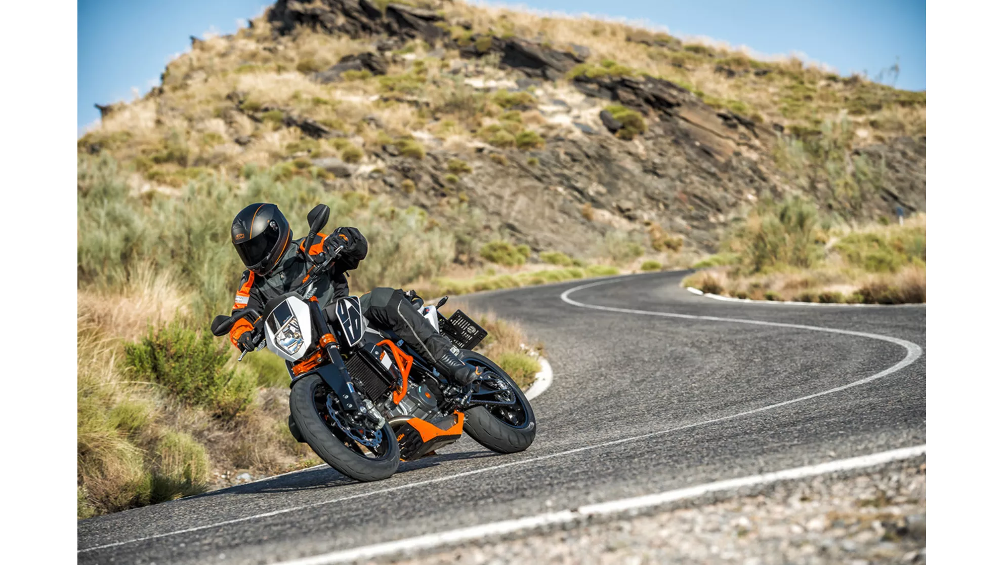 KTM 690 Duke - Image 14 KTM 690 Duke - Image 14