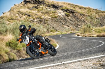 KTM 690 Duke 2016 - Bild 17 KTM 690 Duke 2016 - Bild 17