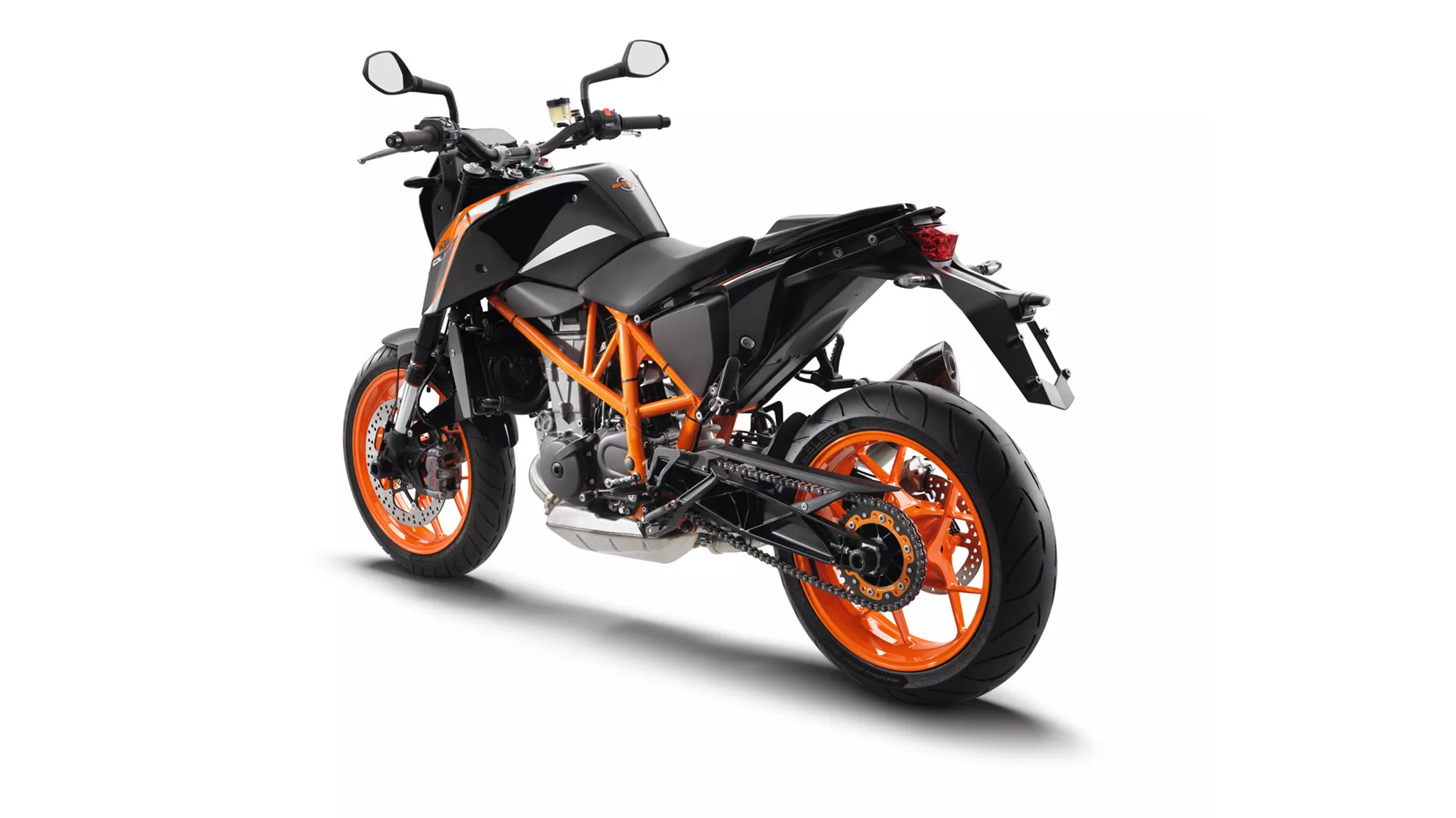 KTM 690 Duke R - Image 4 KTM 690 Duke R - Image 4