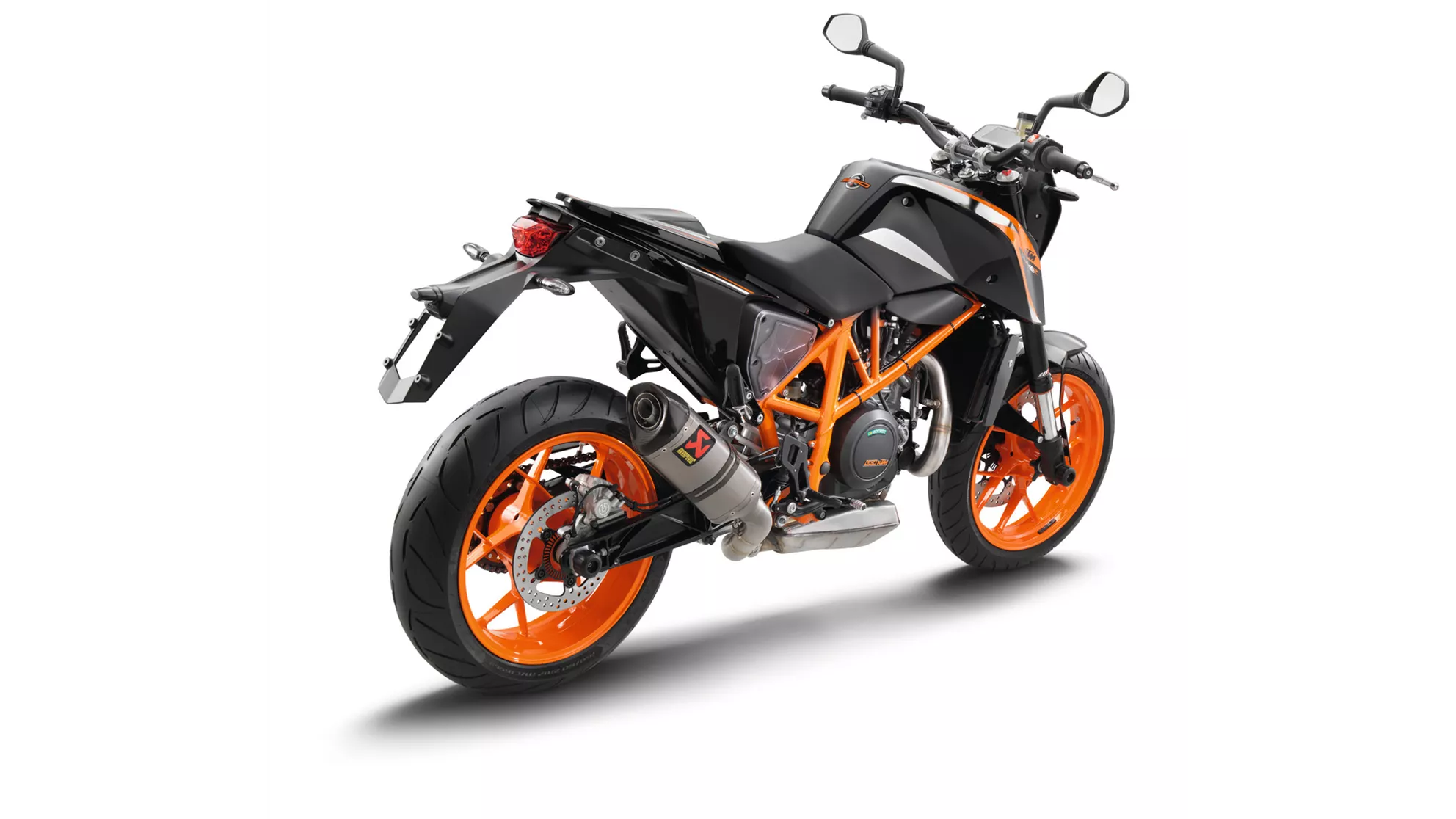 KTM 690 Duke R - Image 7 KTM 690 Duke R - Image 7