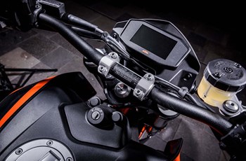 KTM 690 Duke R 2016 - Bild 21 KTM 690 Duke R 2016 - Bild 21