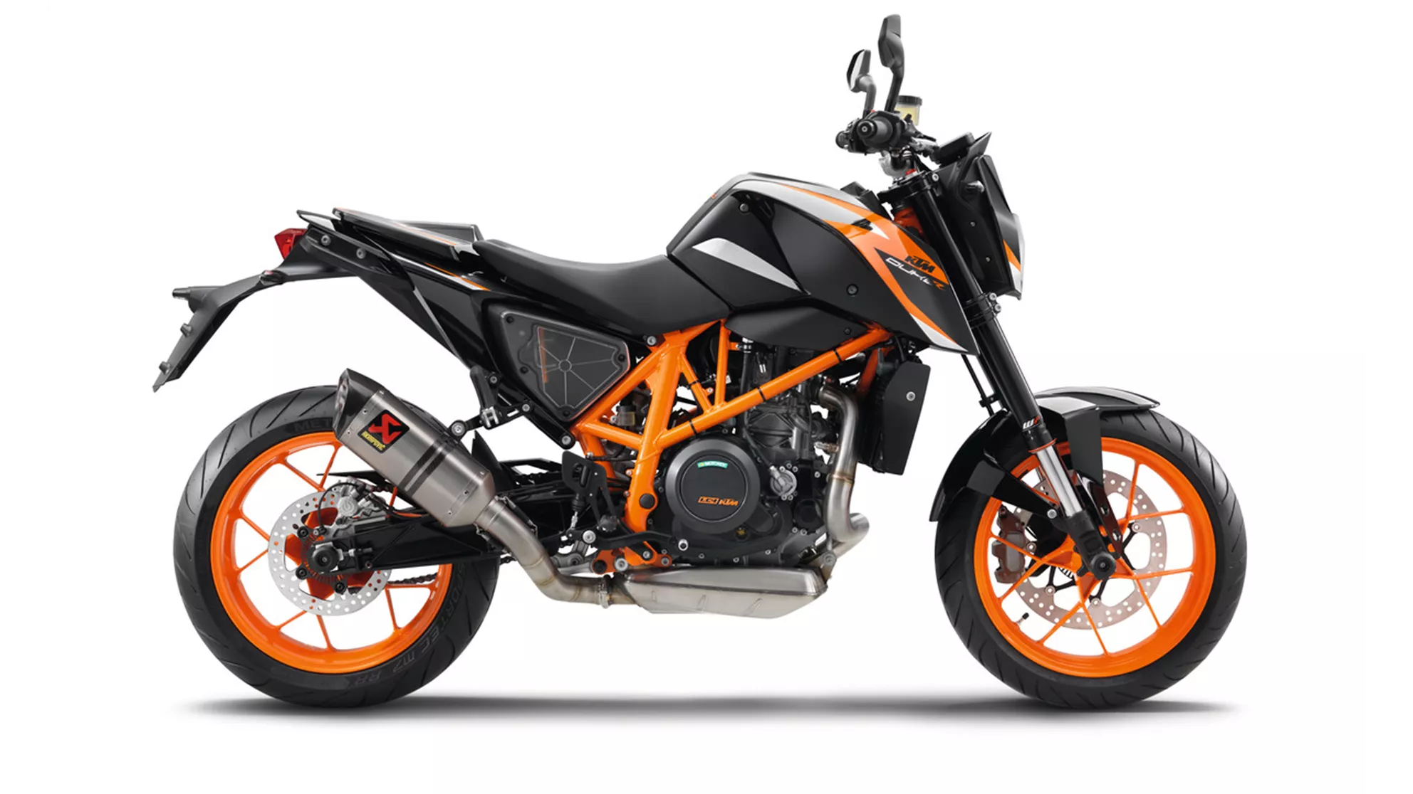 KTM 690 Duke R - Image 23 KTM 690 Duke R - Image 23