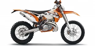 KTM 250 EXC 2016 vs KTM 300 EXC HARDENDURO 2025 KTM 250 EXC 2016 vs KTM 300 EXC HARDENDURO 2025