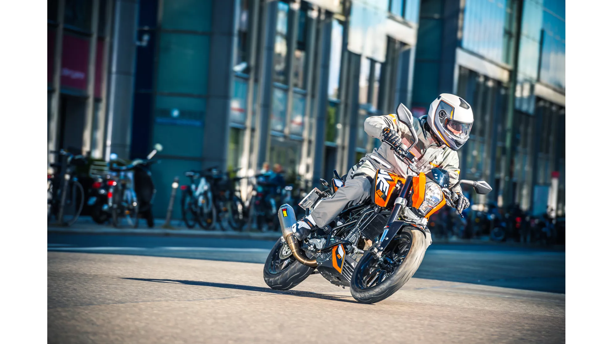 KTM 125 Duke - Image 1 KTM 125 Duke - Image 1