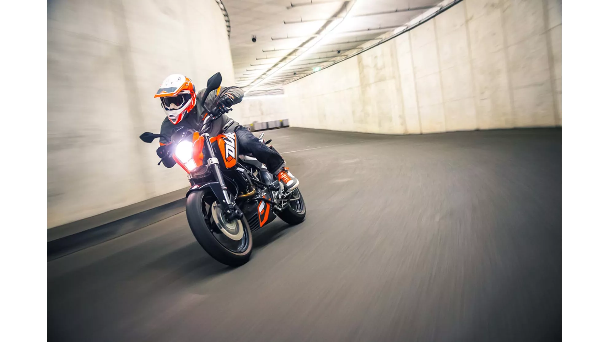 KTM 125 Duke - Image 9 KTM 125 Duke - Image 9