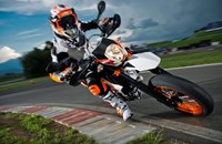 KTM 690 SMC R 2016 - Bild 2