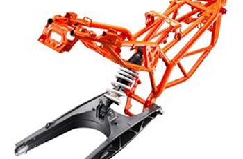 KTM 390 Duke 2016 - Bild 17 KTM 390 Duke 2016 - Bild 17