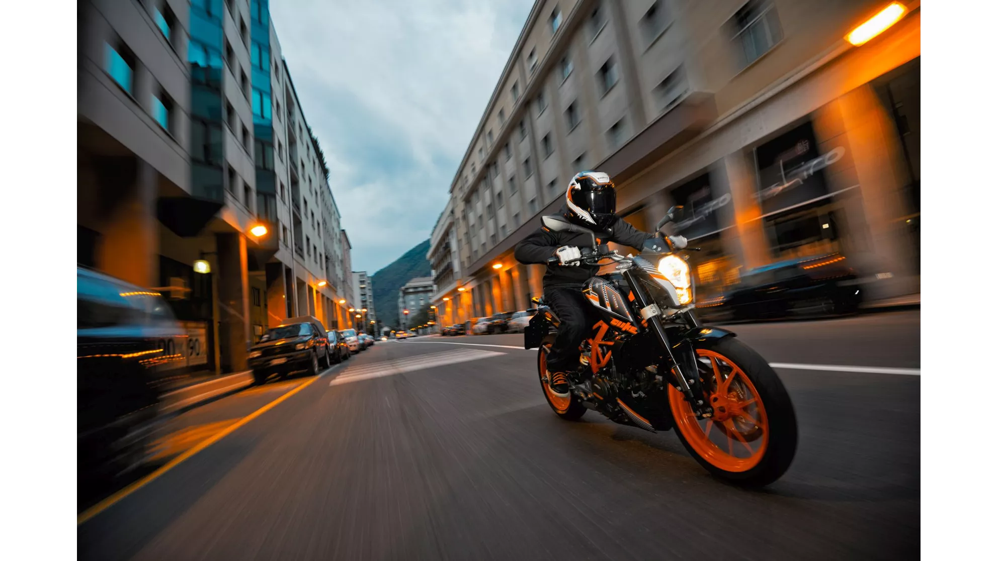 KTM 390 Duke - Image 18 KTM 390 Duke - Image 18