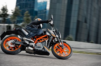 KTM 390 Duke 2016 - Bild 22 KTM 390 Duke 2016 - Bild 22