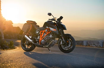 KTM 1290 Super Duke R 2016 - Bild 10 KTM 1290 Super Duke R 2016 - Bild 10