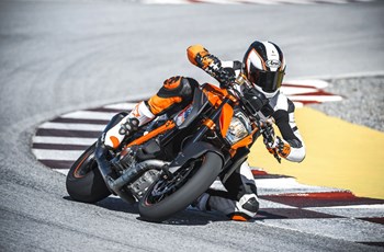 KTM 1290 Super Duke R 2016 - Bild 14 KTM 1290 Super Duke R 2016 - Bild 14
