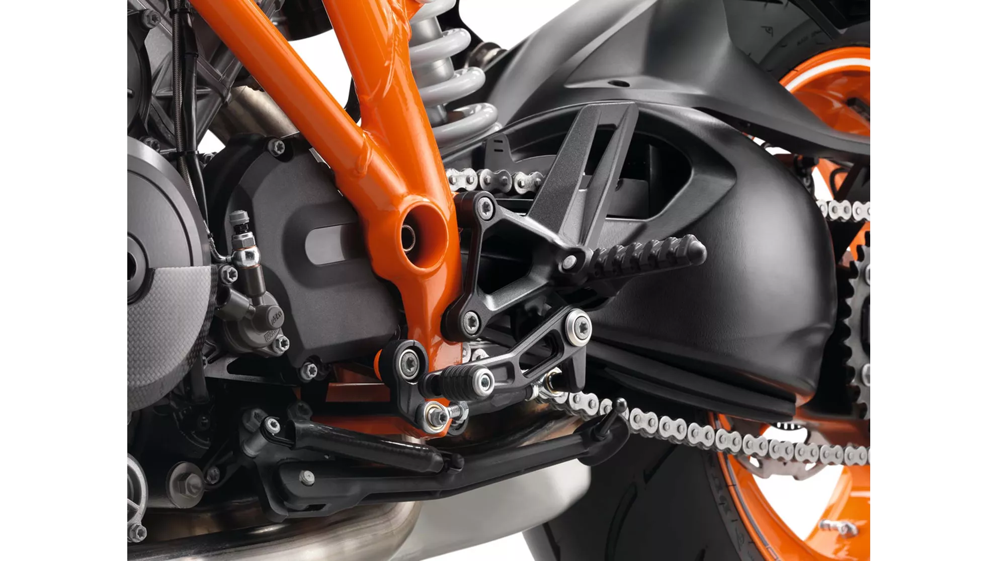 KTM 1290 Super Duke R - Image 20 KTM 1290 Super Duke R - Image 20