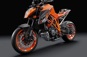 KTM 1290 Super Duke R 2016 - Bild 34 KTM 1290 Super Duke R 2016 - Bild 34