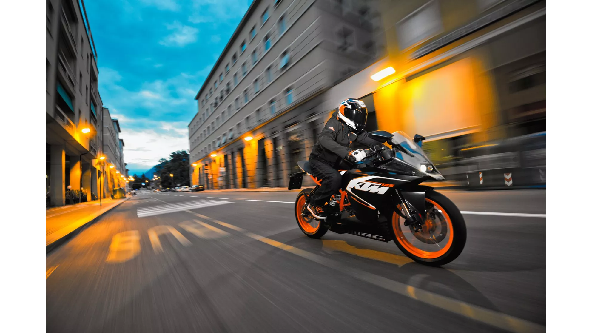 KTM RC 125 - Image 2 KTM RC 125 - Image 2