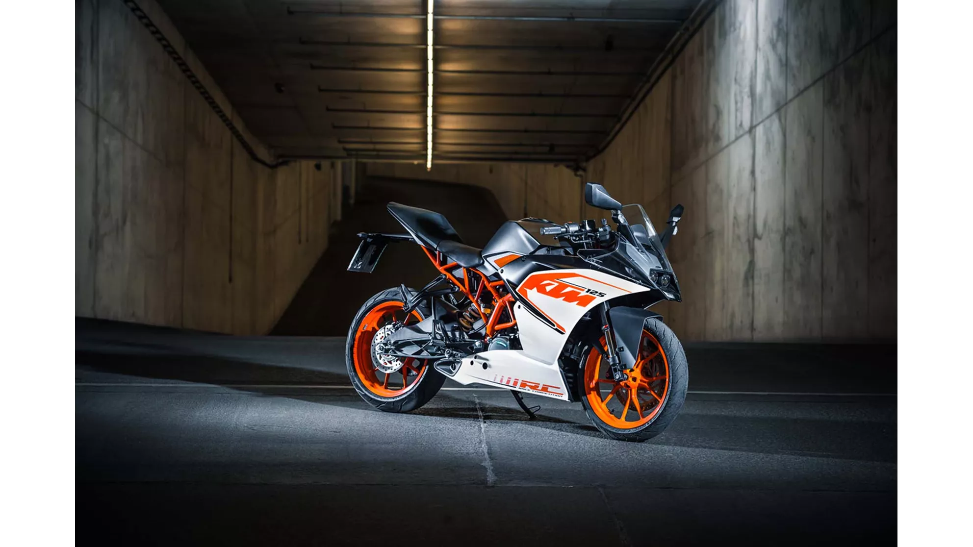 KTM RC 125 - Image 7 KTM RC 125 - Image 7