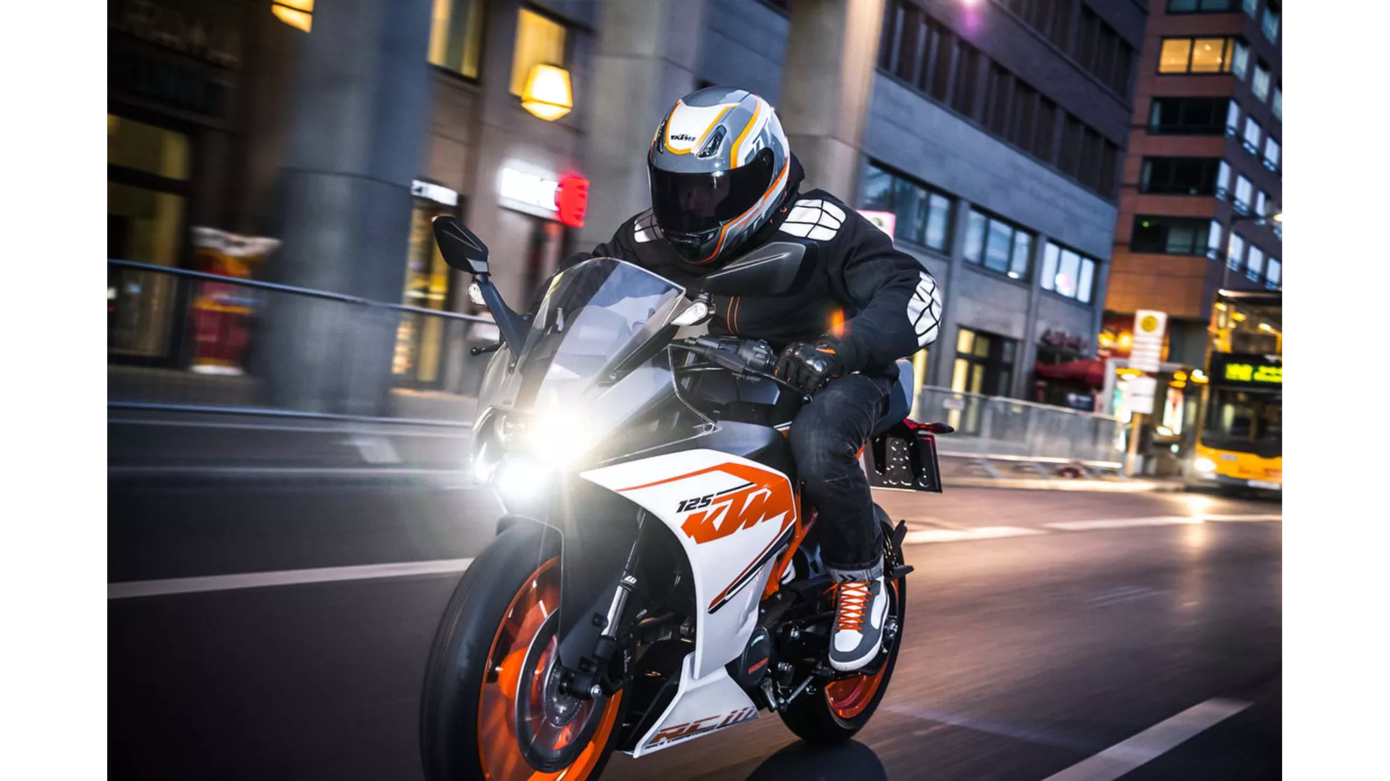 KTM RC 125 - Image 12 KTM RC 125 - Image 12