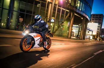 KTM RC 125 2016 - Bild 16 KTM RC 125 2016 - Bild 16