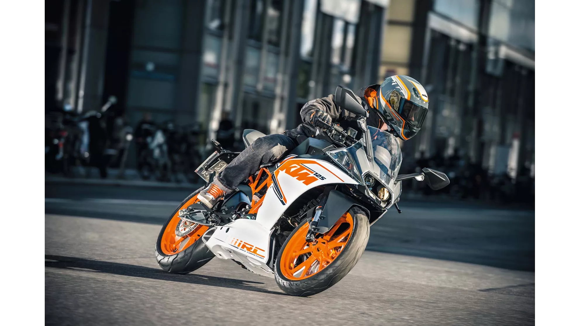 KTM RC 125 - Image 21 KTM RC 125 - Image 21