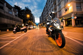 KTM RC 125 2016 - Bild 30 KTM RC 125 2016 - Bild 30