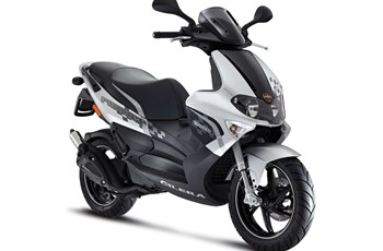 Gilera RUNNER 200 ST 2016 - Bild 3