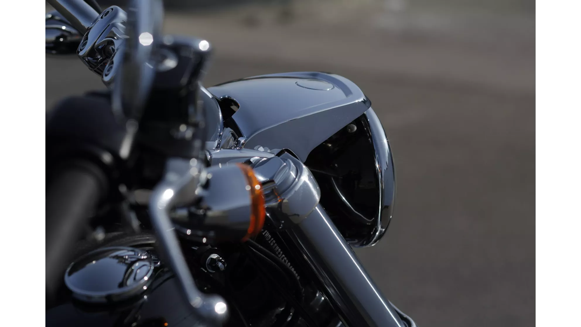 Harley-Davidson Dyna Low Rider FXDL - Image 4 Harley-Davidson Dyna Low Rider FXDL - Image 4