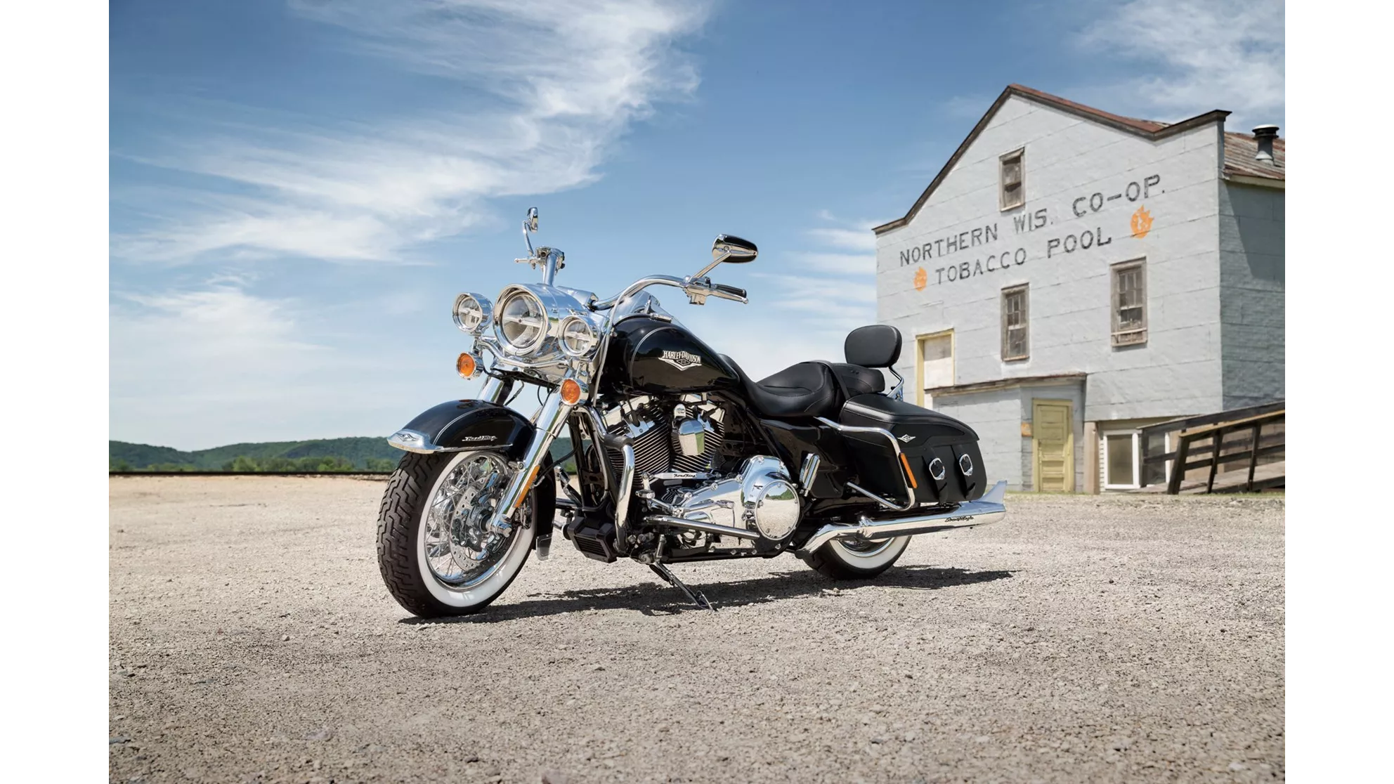 Harley-Davidson Road King Classic FLHRC - Image 1 Harley-Davidson Road King Classic FLHRC - Image 1